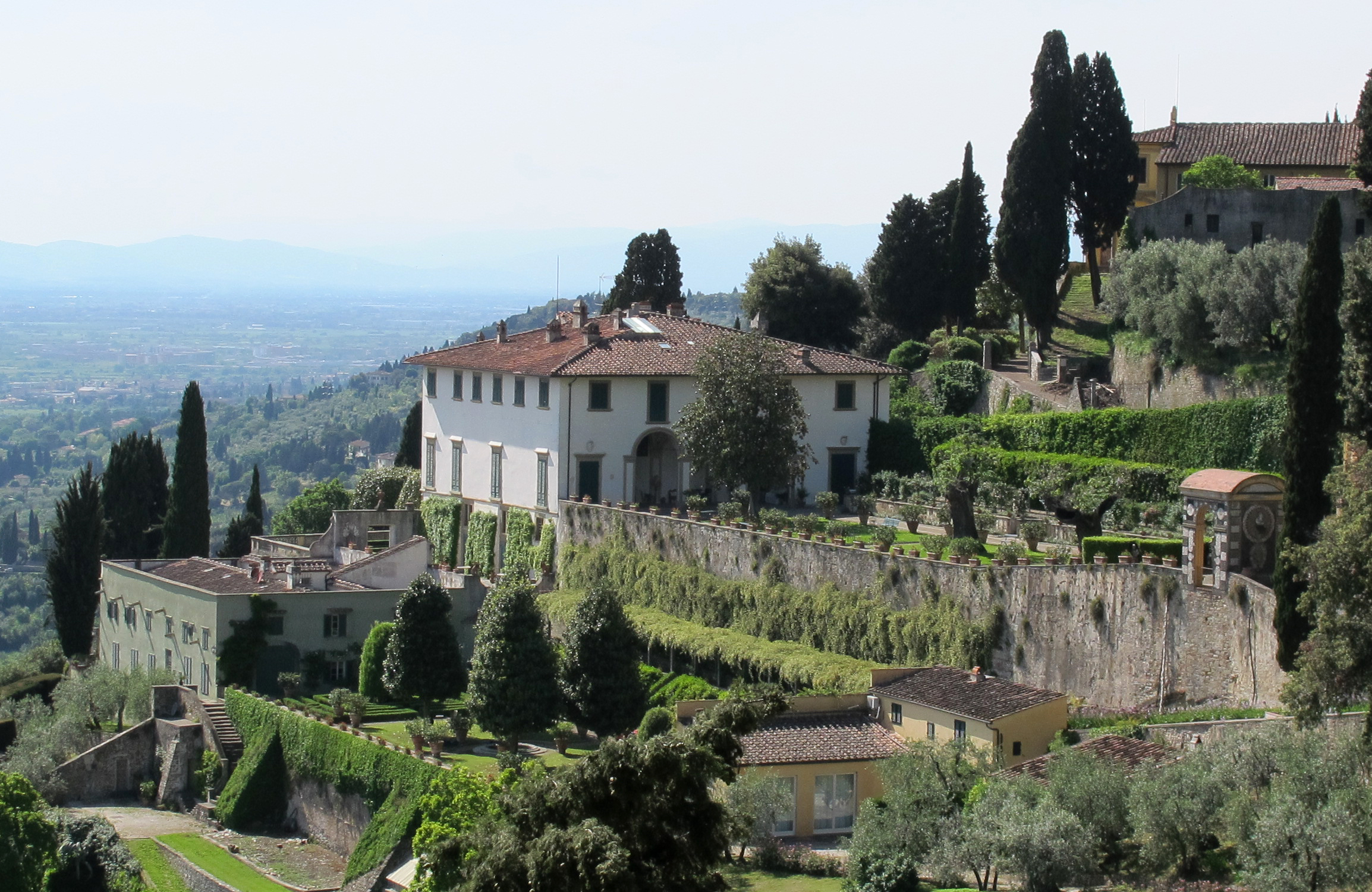 Fiesole, a roof to Florence